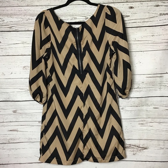 JULILA CHEVRON TUNIC DRESS SZ MEDIUM - Picture 6 of 8